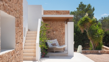 Resa Estates finca Can Floral Ibiza sale koop side stairs ext.jpg